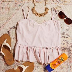 Kortni Jeane Sweathart neckline Top